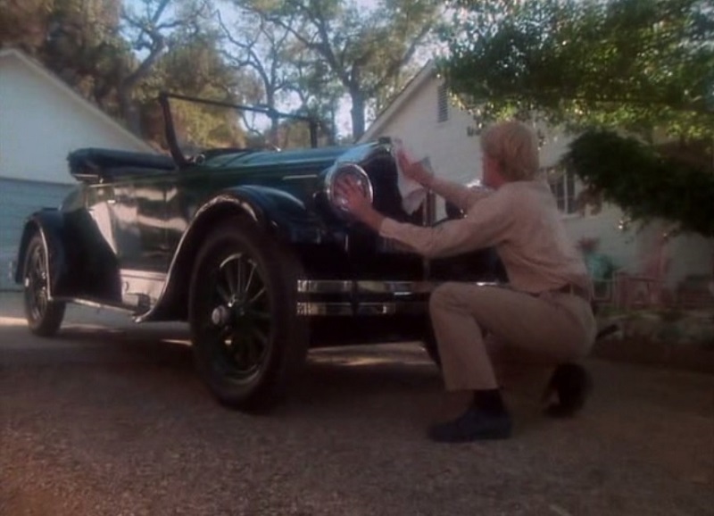  Frank (Ed Begley Jr.) gets busy cleaning up a vintage Jordan Playboy sports car in the "Second Chance" segment of the 1977 horror movie anthology Dead of Night.