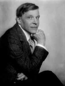 Black and white photograph of Hans Heinz Ewers (1871 - 1943)