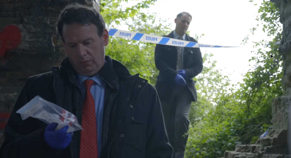 Matt Weyland as DCI Gary Mullen and Jamie Langlands as DC Stewart Townsend in a scene from The R.I.P Man (2025)